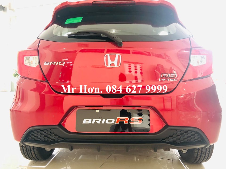 duoi xe honda brio màu đỏ | Honda Phạm Văn Đồng